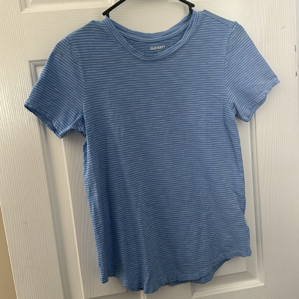 NWOT Old Navy Everywear Stripped Blue Shirt - Size XS